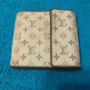 Louis vuitton wallet